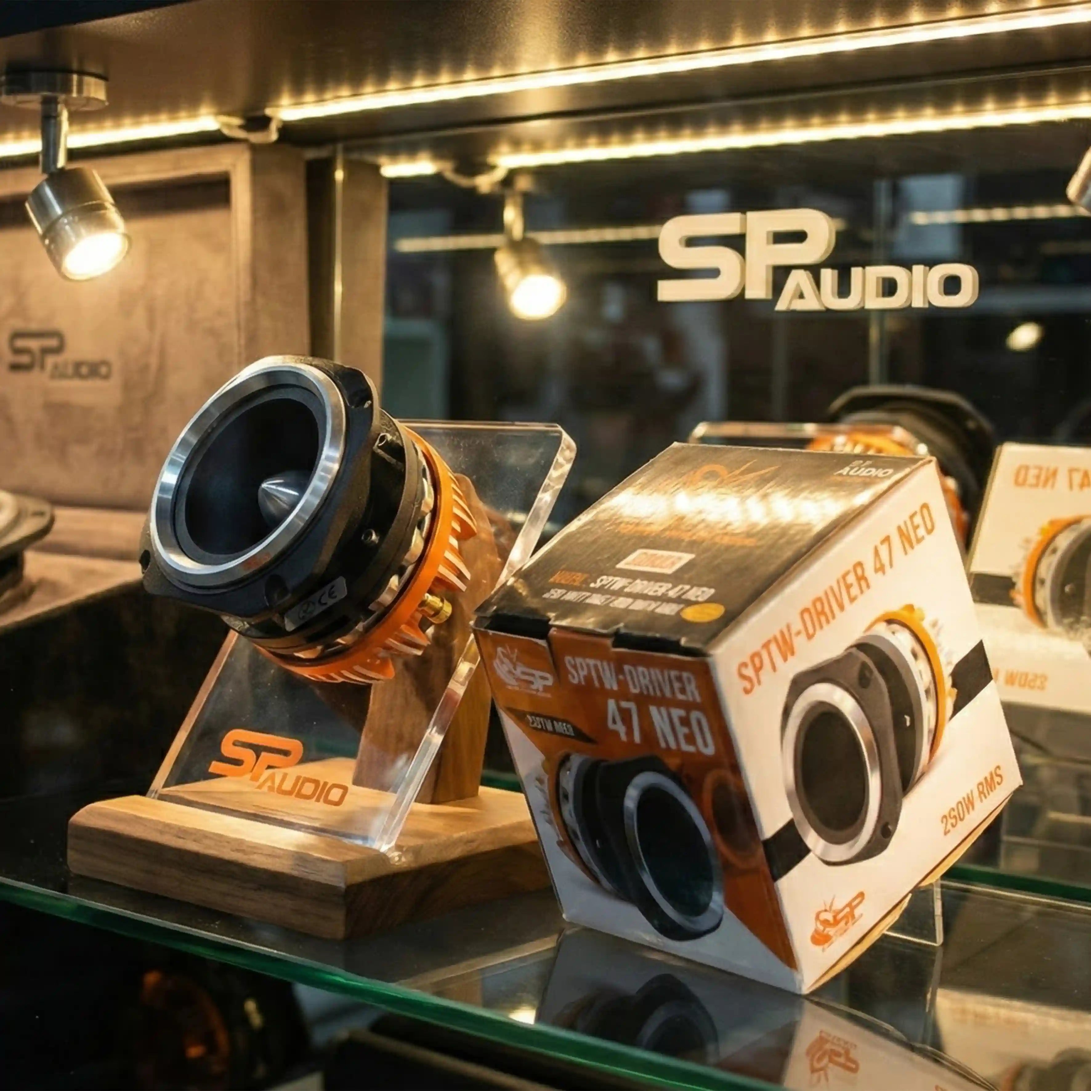 (47 NEO  درایور)
(با هورن)
(250W RMS)
(قیمت تک)